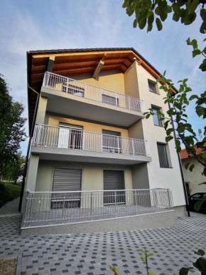 Apartmani ANAMARIA